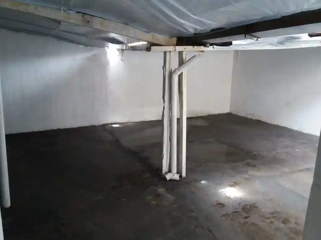 Loja / Salão / Ponto Comercial à venda — foto 2 de 4