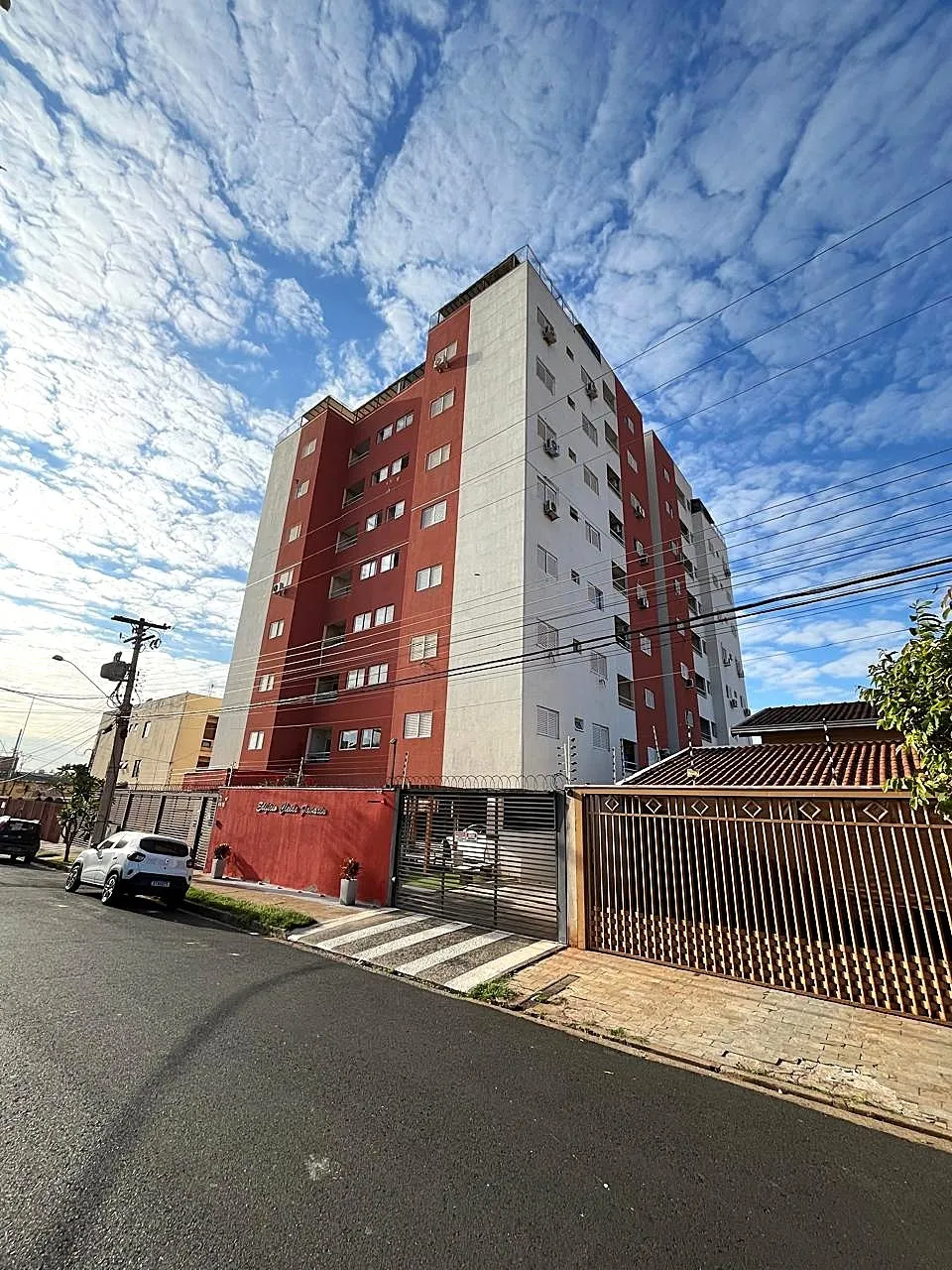 Apartamento com 3 quartos para aluguel, 70m² — foto 2 de 15