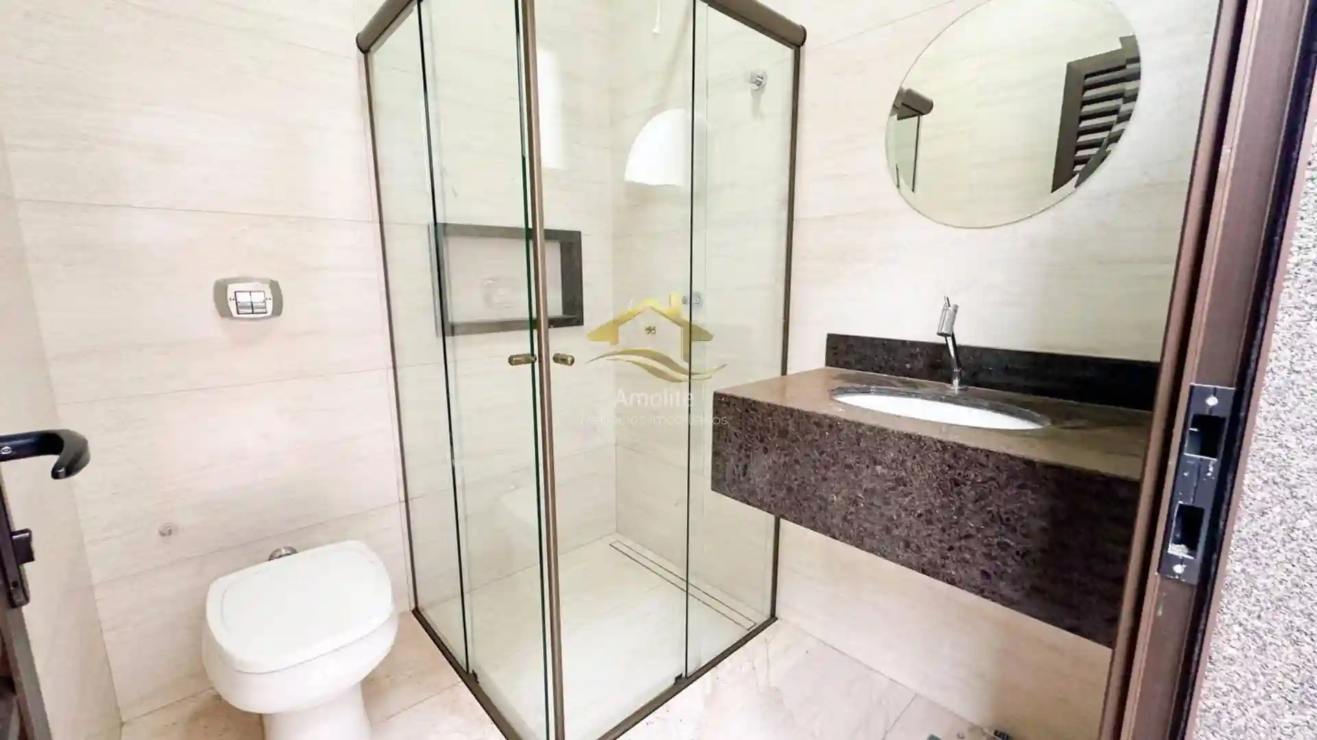 Casa de Condomínio com 3 quartos à venda, 257m² — foto 18 de 20