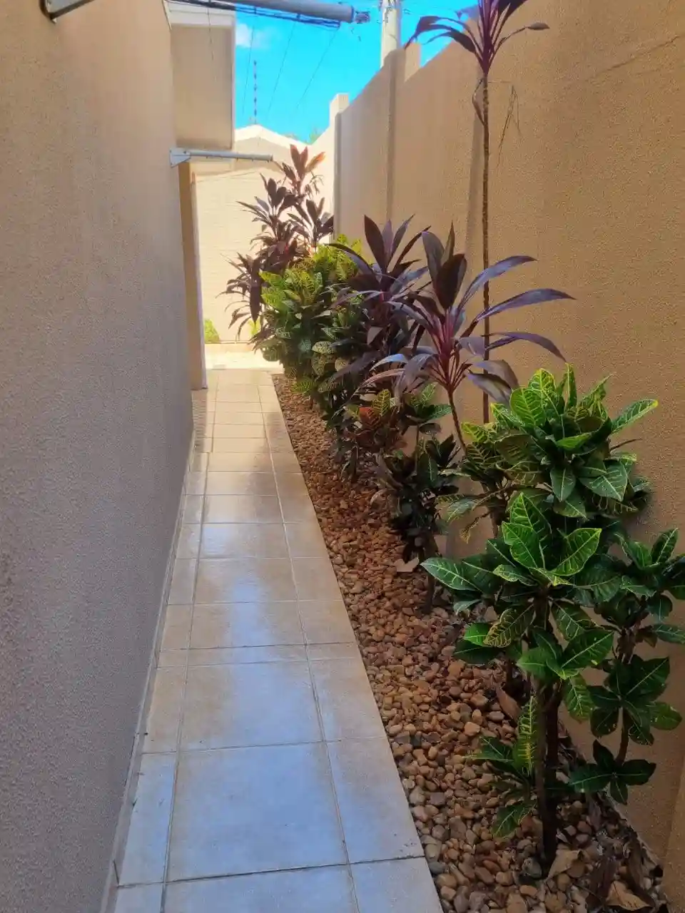 Casa de Condomínio com 3 quartos à venda, 85m² — foto 10 de 28