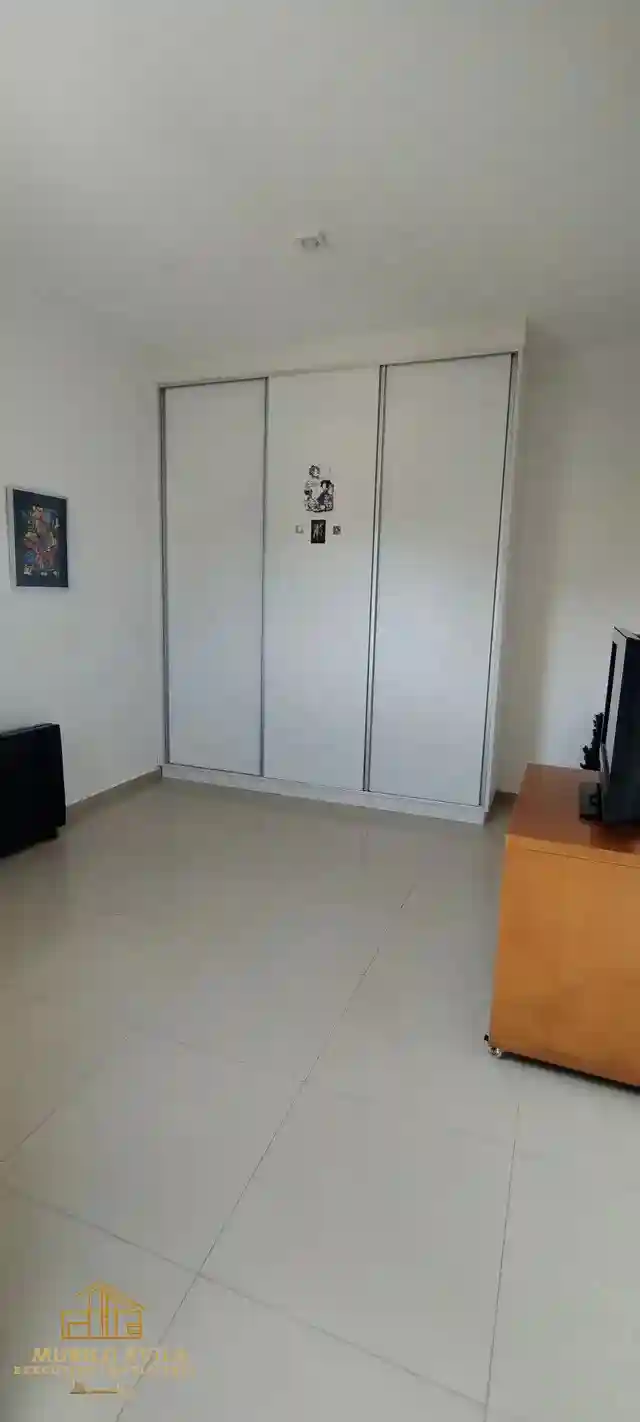 Casa de Condomínio com 3 quartos à venda, 236m² — foto 19 de 20