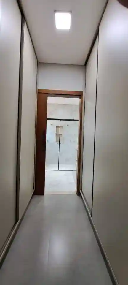 Casa de Condomínio com 3 quartos à venda, 253m² — foto 5 de 10
