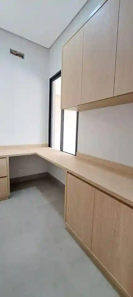 Casa de Condomínio com 3 quartos à venda, 253m² — foto 2 de 10