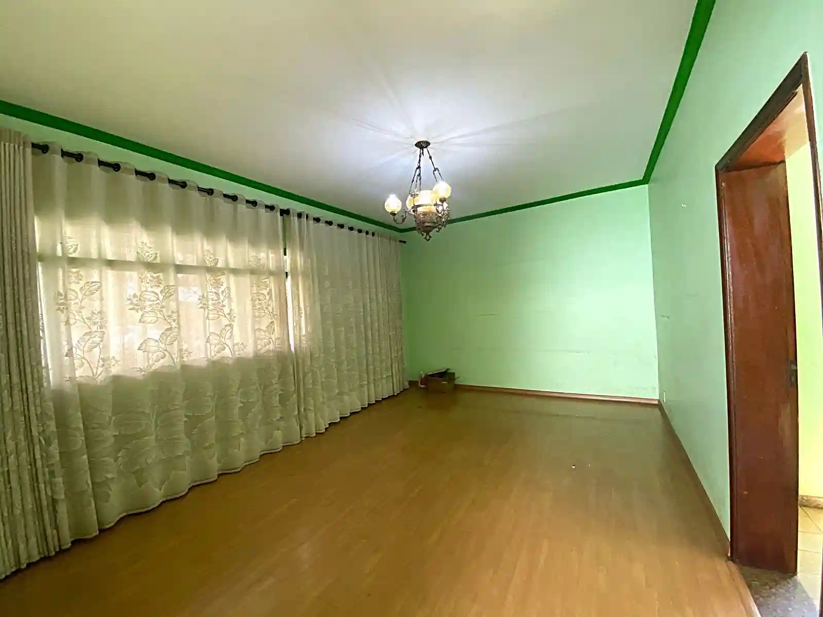 Casa Comercial com 3 quartos à venda, 308m² — foto 2 de 21