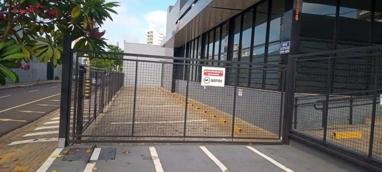 Loja / Salão / Ponto Comercial  à venda, 880m² — foto 5 de 6