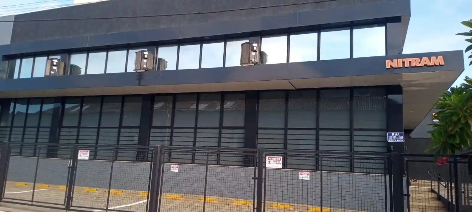 Loja / Salão / Ponto Comercial  à venda, 880m² — foto 3 de 6