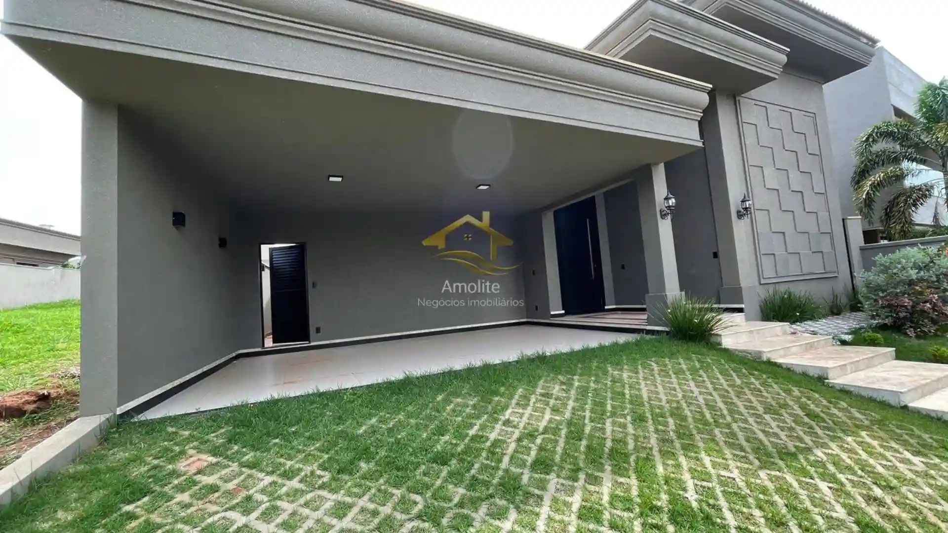 Casa de Condomínio com 4 quartos à venda, 268m² — foto 2 de 28