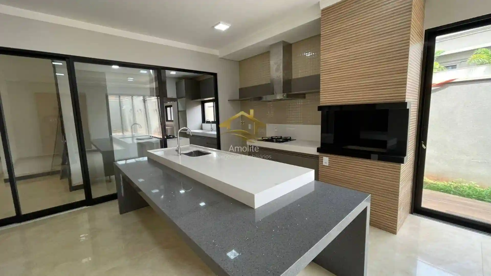 Casa de Condomínio com 4 quartos à venda, 268m² — foto 25 de 28