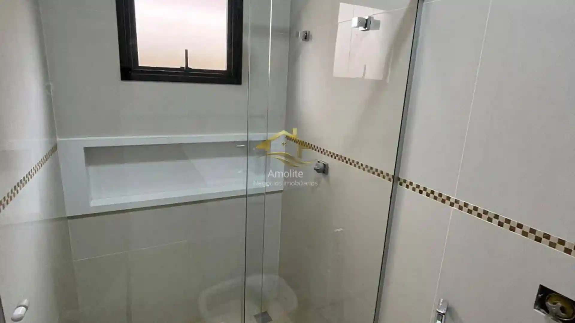 Casa de Condomínio com 4 quartos à venda, 268m² — foto 11 de 28