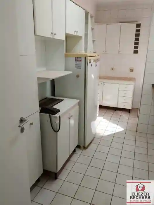 Apartamento com 3 quartos à venda, 100m² — foto 17 de 18