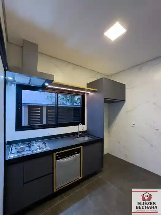 Casa de Condomínio com 3 quartos à venda, 256m² — foto 3 de 15