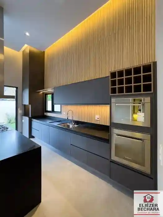 Casa de Condomínio com 3 quartos à venda, 256m² — foto 9 de 15