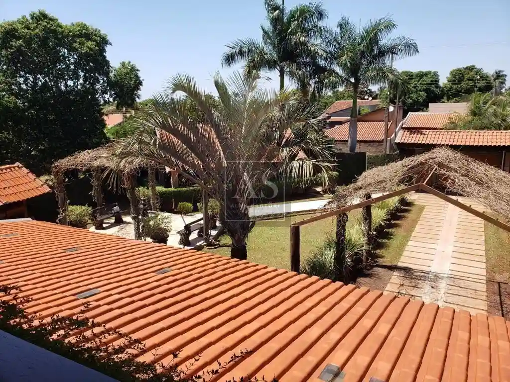 Fazenda / Sítio / Chácara com 3 quartos à venda, 1100m² — foto 2 de 11
