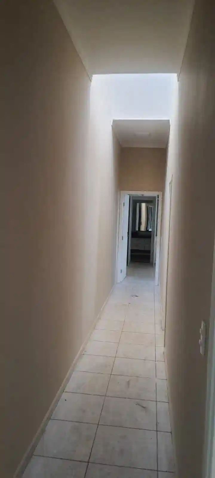 Casa com 3 quartos à venda, 180m² — foto 8 de 11