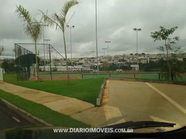 Terreno / Lote / Condomínio à venda — foto 4 de 4