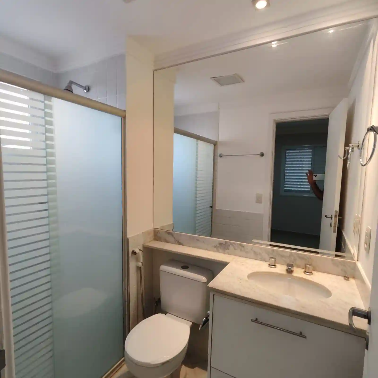 Apartamento com 3 quartos à venda, 90m² — foto 8 de 8