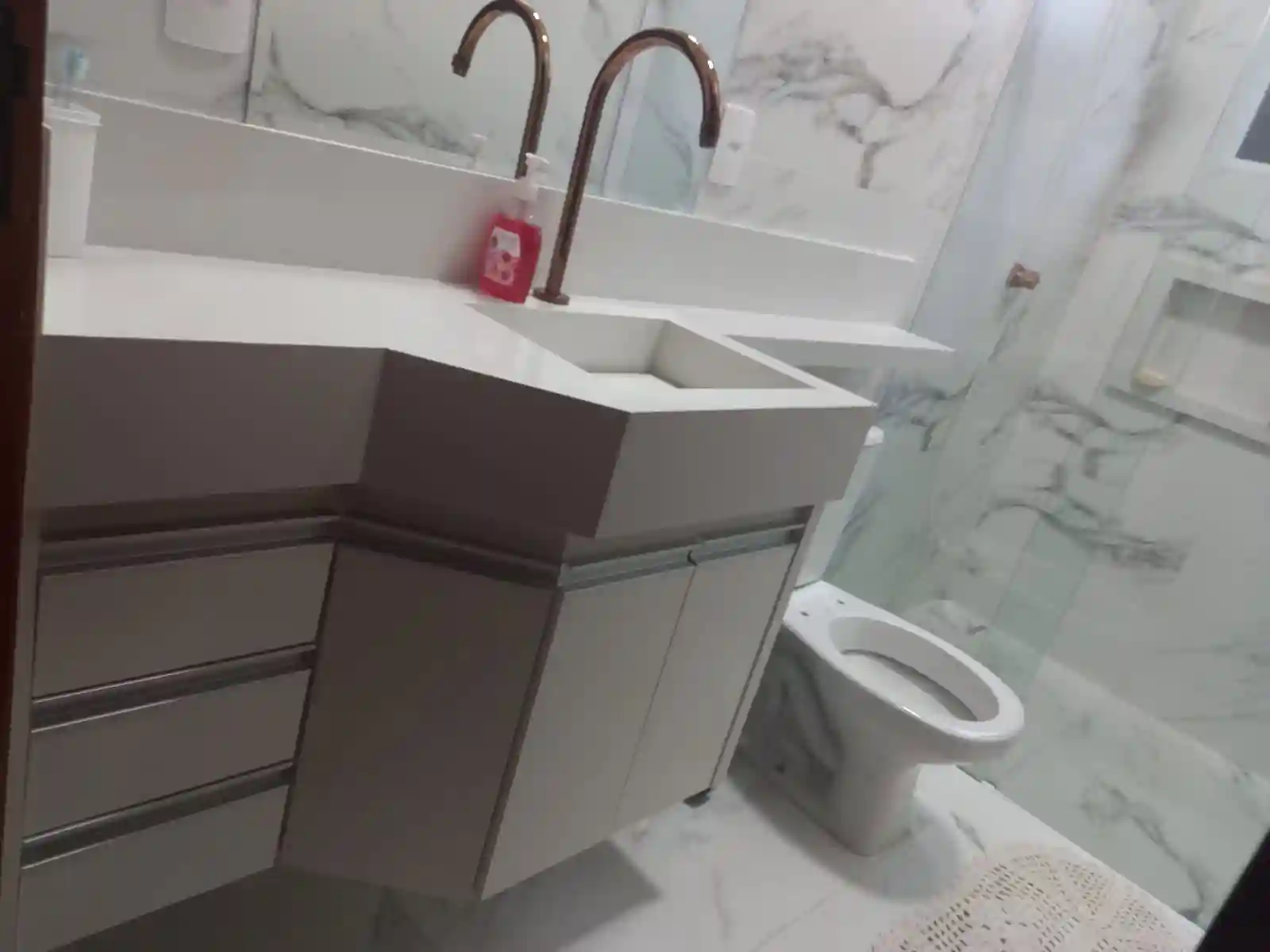 Casa de Condomínio com 3 quartos à venda, 225m² — foto 17 de 28