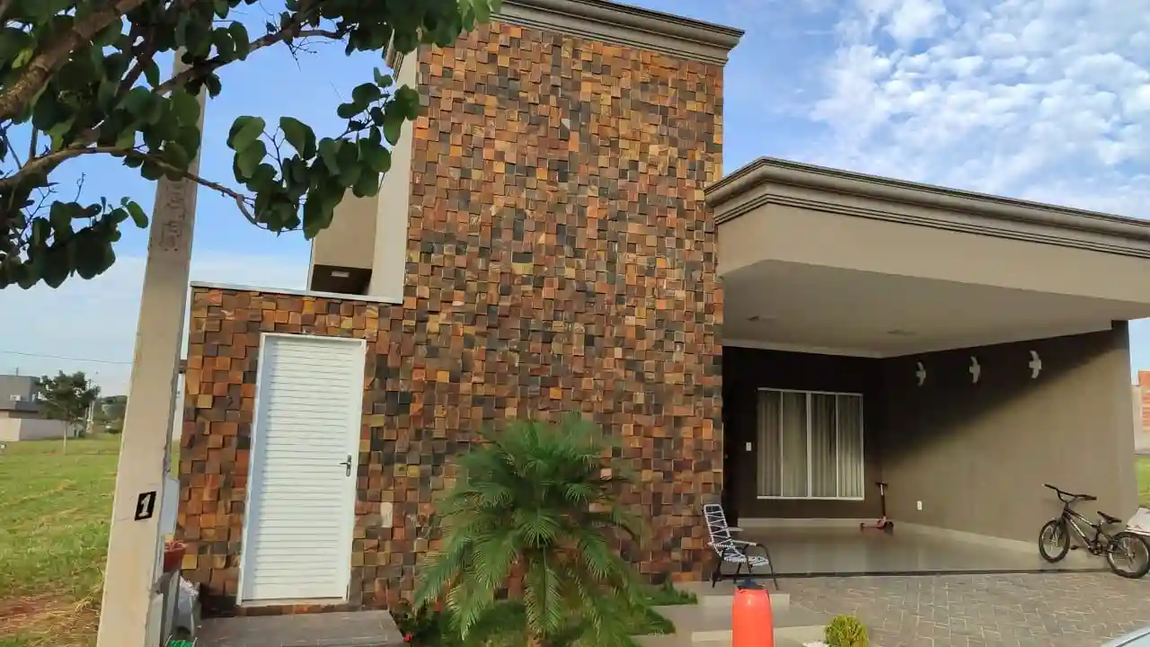 Casa de Condomínio com 3 quartos à venda, 225m² — foto 2 de 28