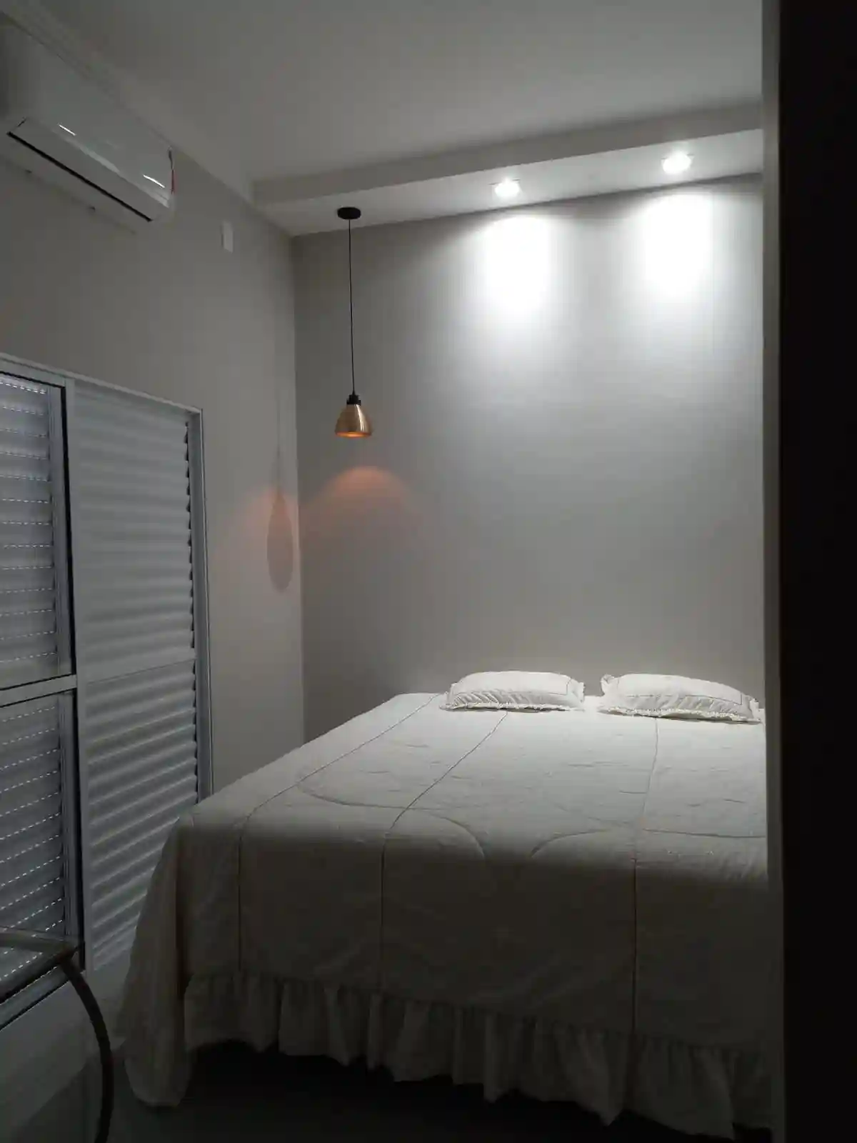 Casa de Condomínio com 3 quartos à venda, 225m² — foto 15 de 28