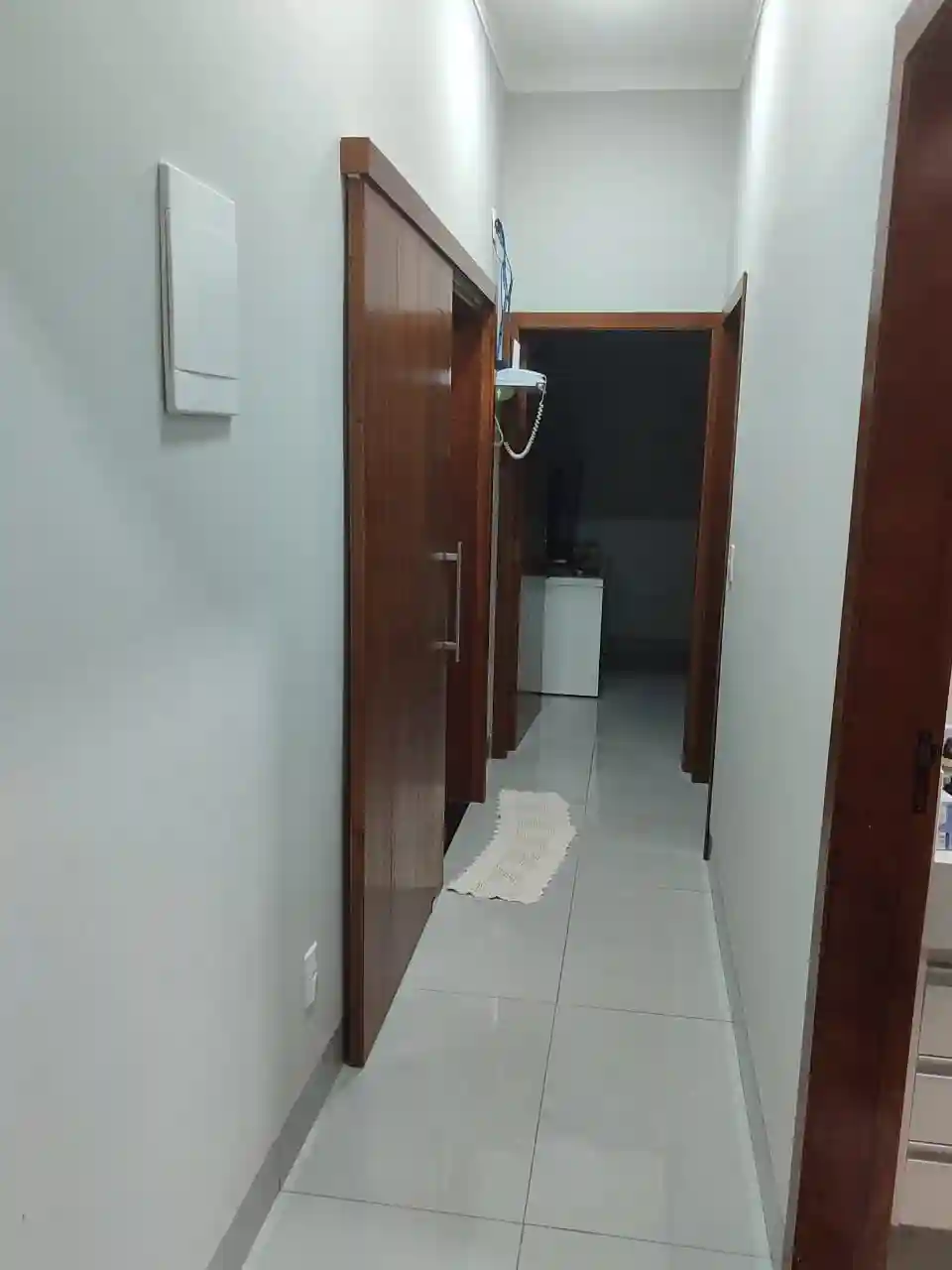 Casa de Condomínio com 3 quartos à venda, 225m² — foto 4 de 28