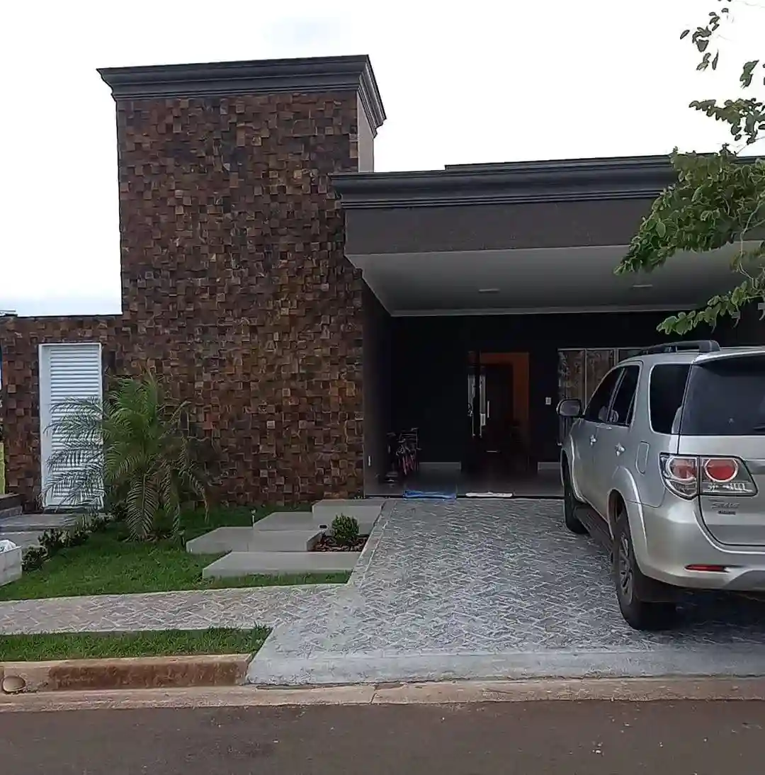 Casa de Condomínio com 3 quartos à venda, 225m² — foto 1 de 28