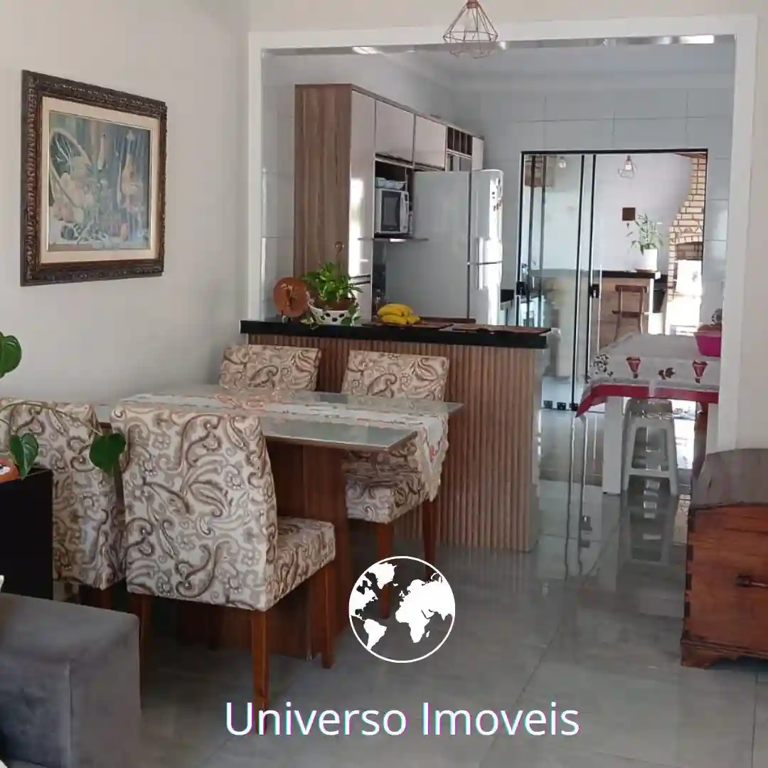 Casa com 2 quartos à venda, 90m² — foto 1 de 8