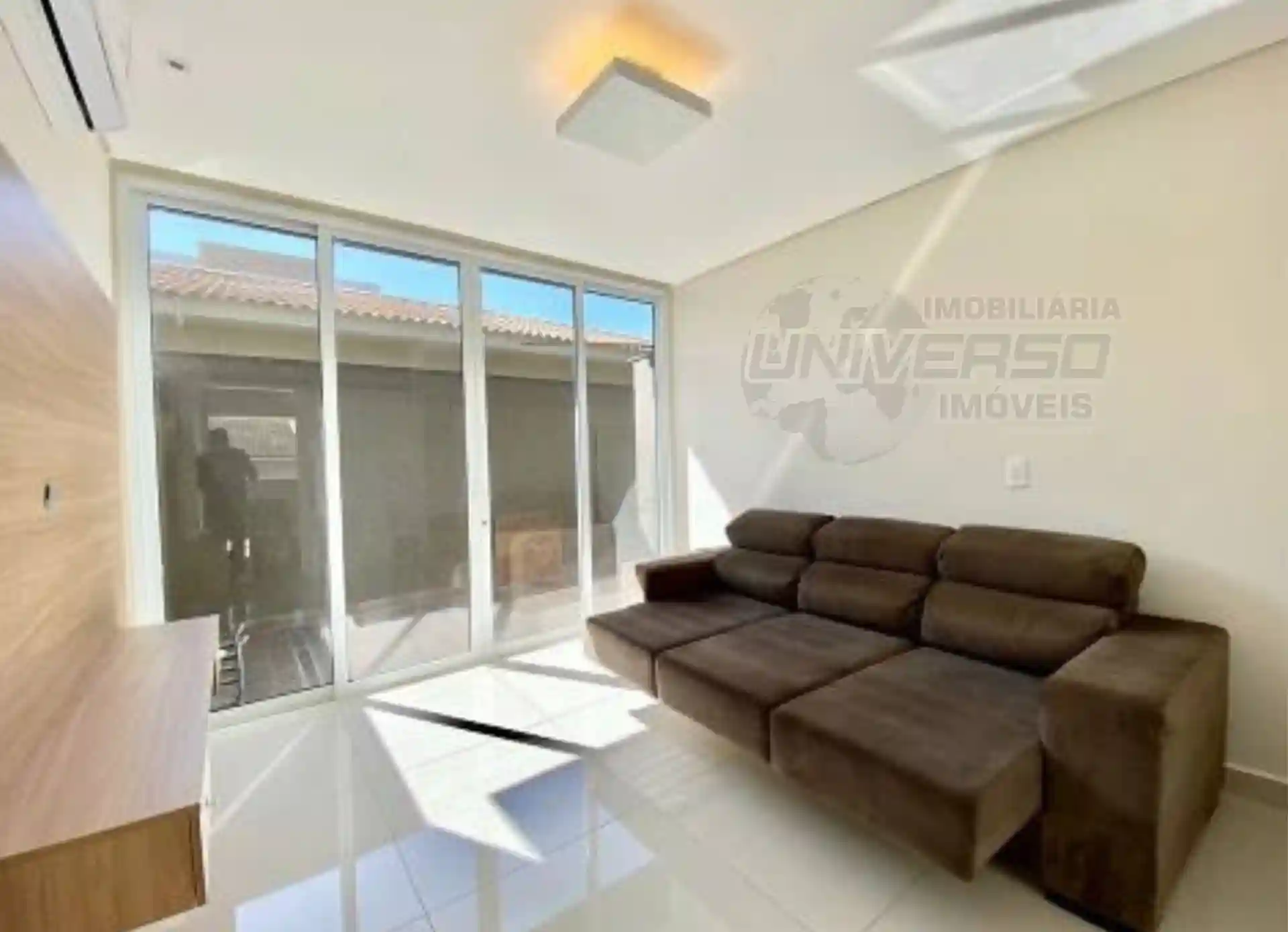 Casa de Condomínio com 4 quartos à venda, 390m² — foto 4 de 18