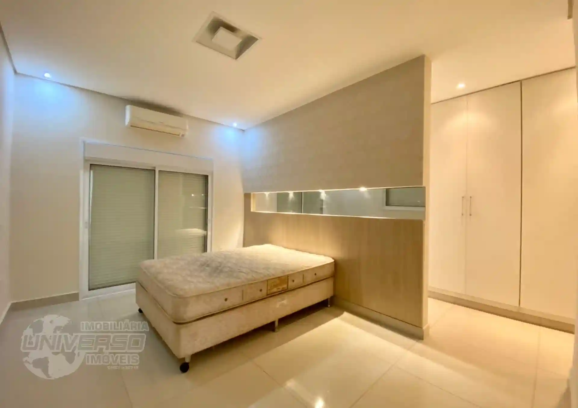 Casa de Condomínio com 4 quartos à venda, 390m² — foto 6 de 18