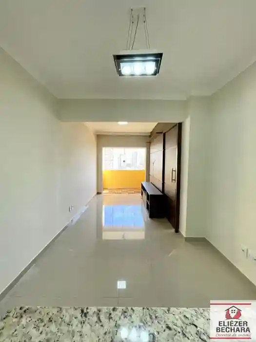 Apartamento com 2 quartos à venda, 62m² — foto 2 de 9
