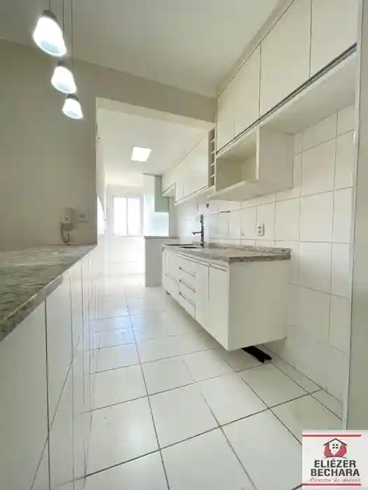Apartamento com 2 quartos à venda, 62m² — foto 4 de 9