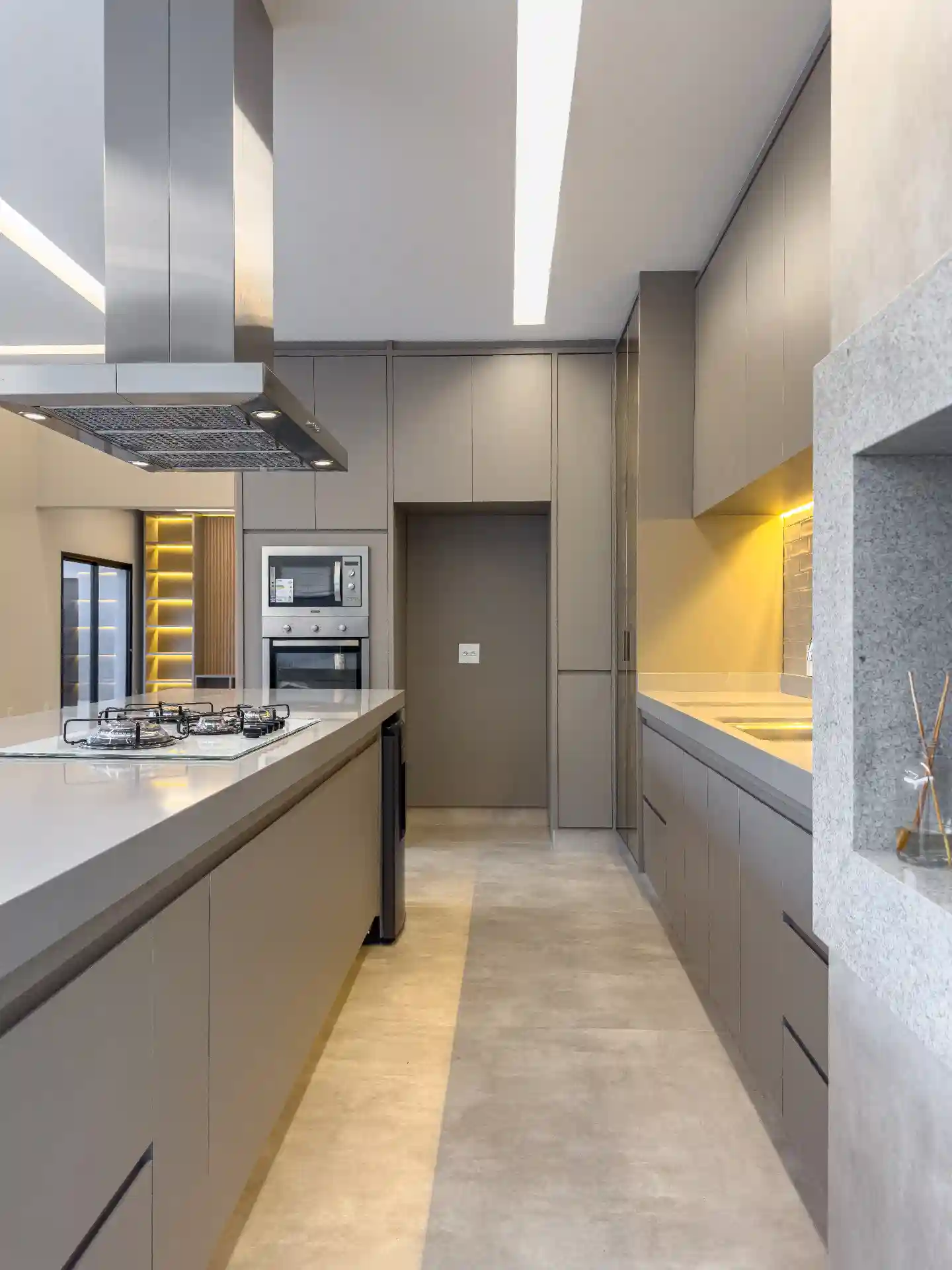 Casa de Condomínio com 4 quartos à venda, 265m² — foto 10 de 25