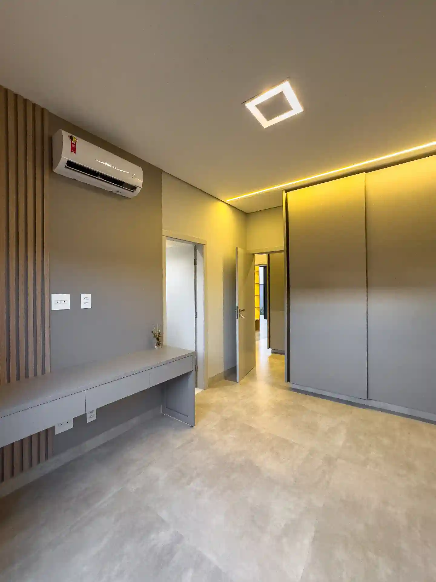 Casa de Condomínio com 4 quartos à venda, 265m² — foto 17 de 25
