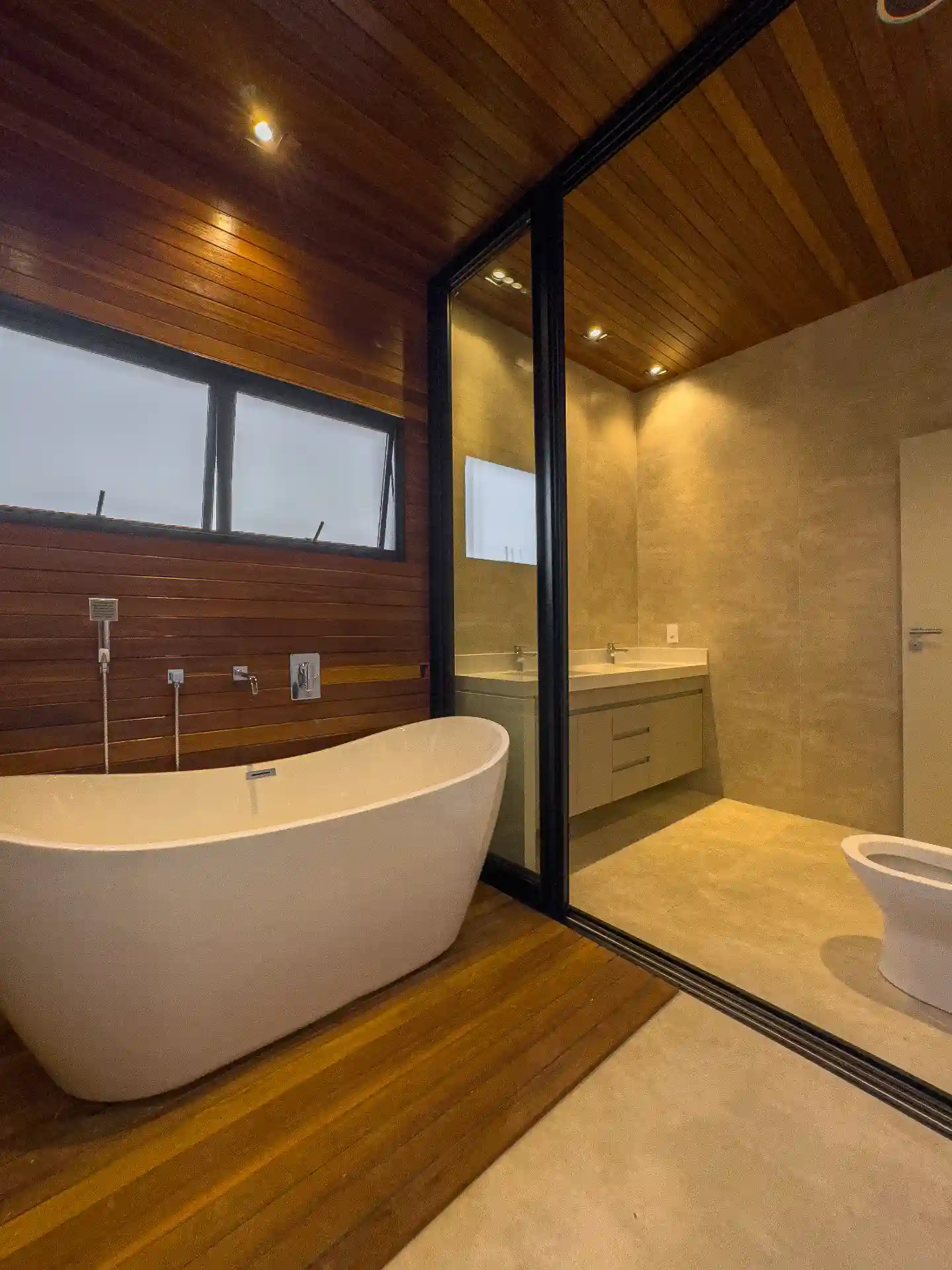 Casa de Condomínio com 4 quartos à venda, 265m² — foto 19 de 25