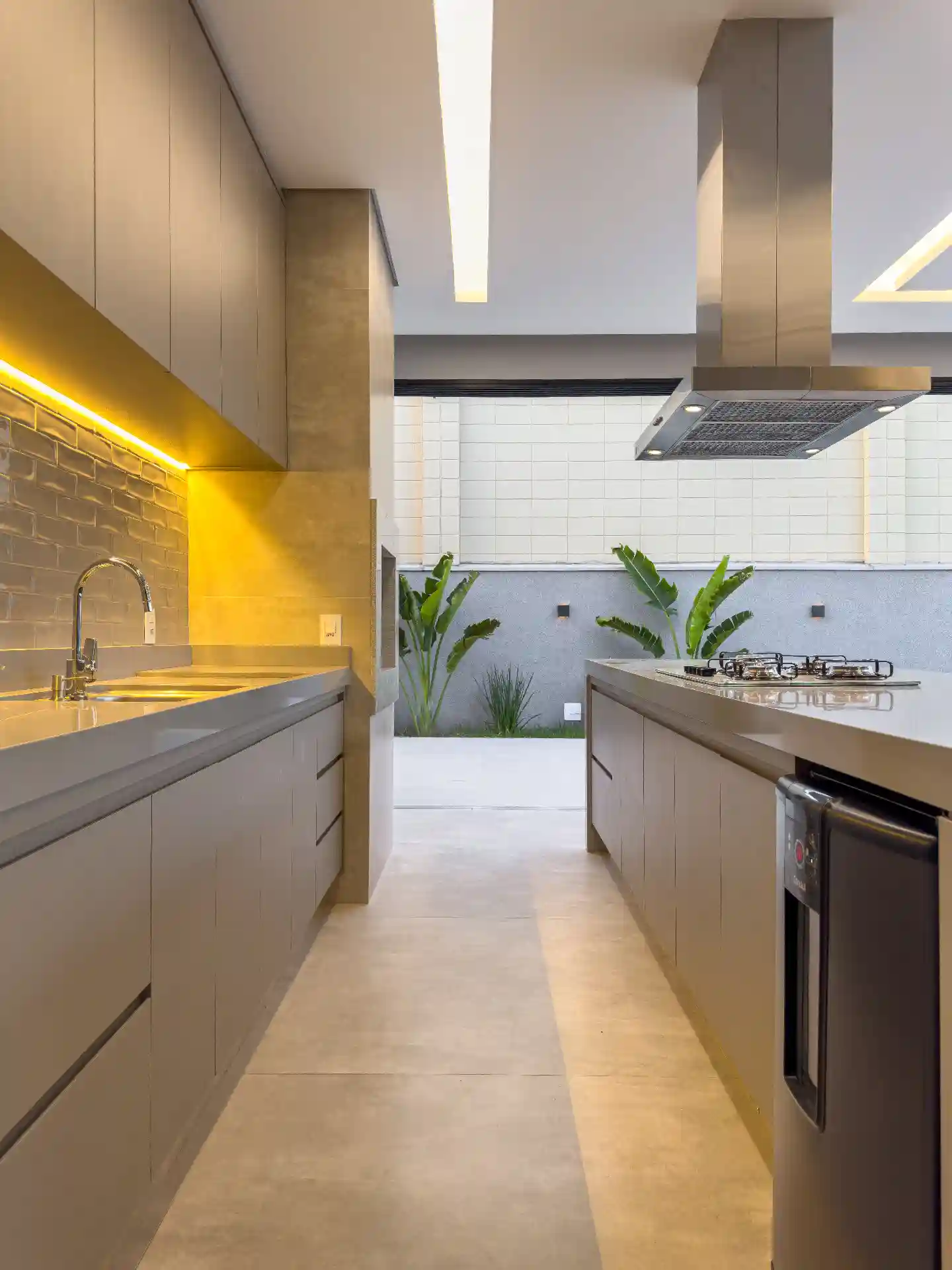 Casa de Condomínio com 4 quartos à venda, 265m² — foto 11 de 25