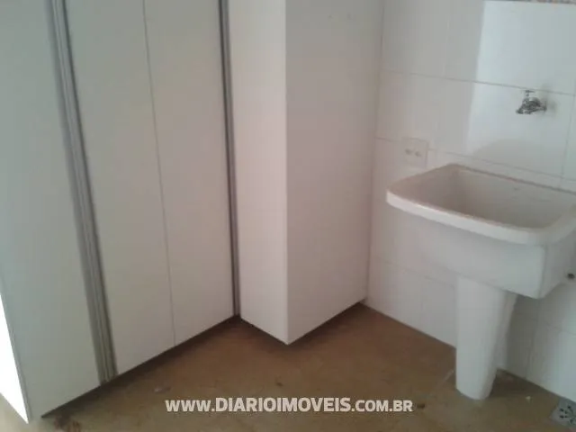 Casa de Condomínio à venda — foto 1 de 2