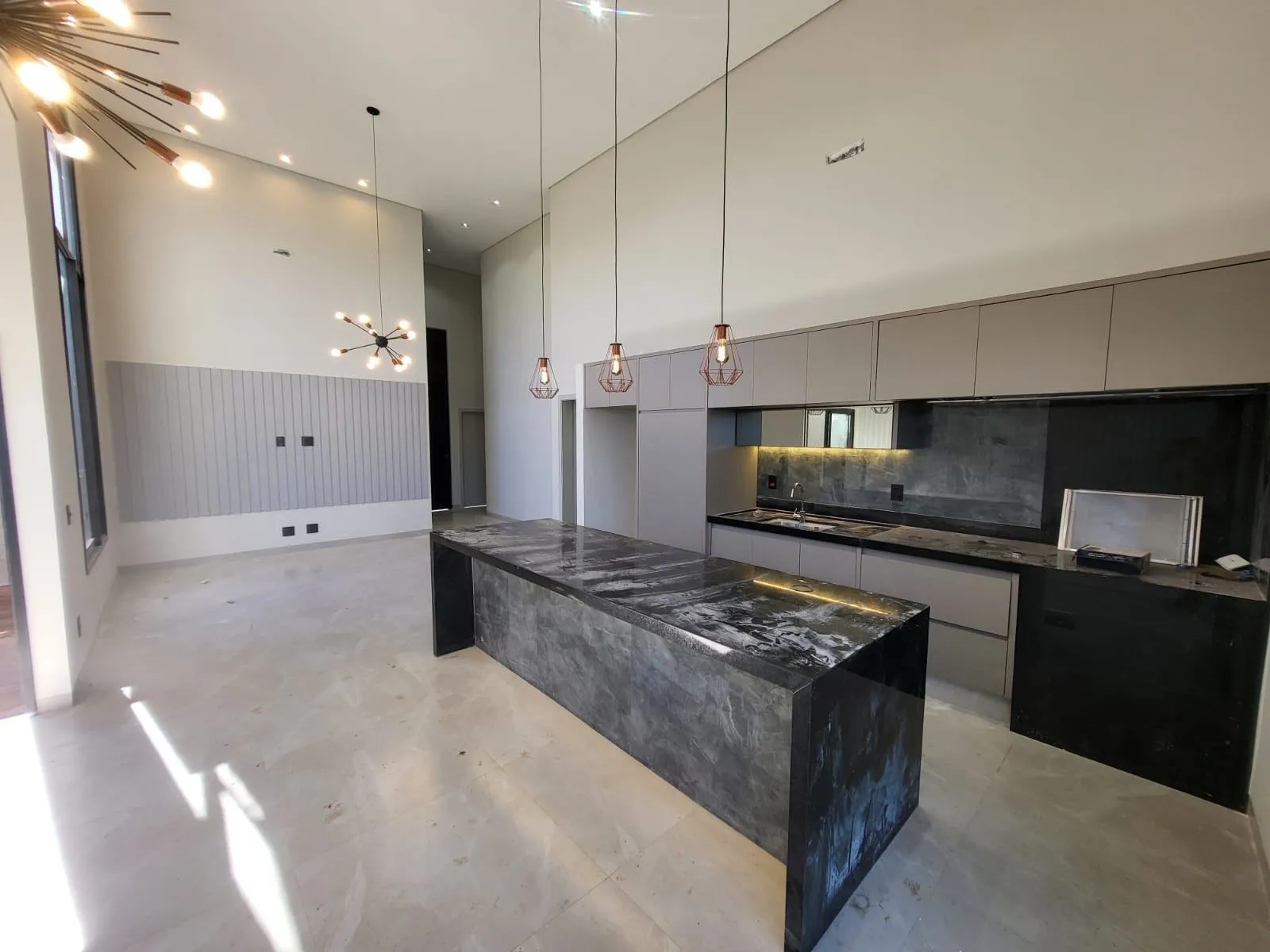 Casa de Condomínio com 3 quartos à venda, 300m² — foto 11 de 23