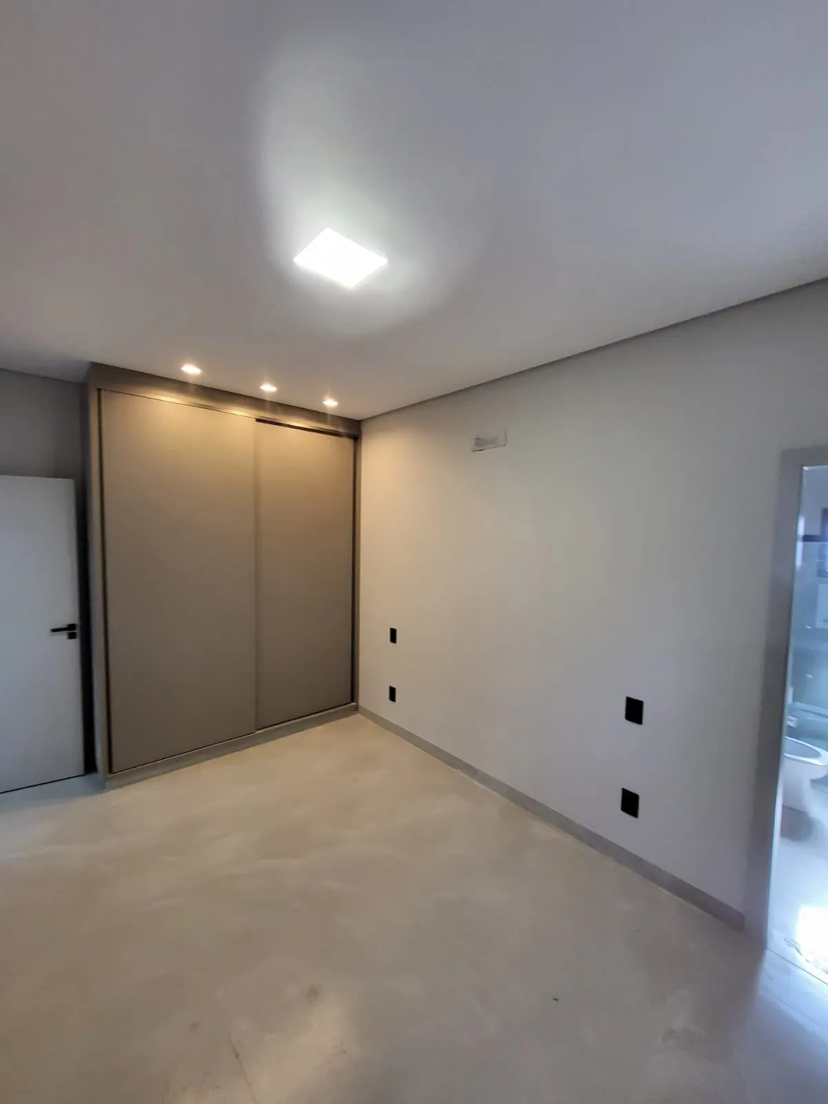 Casa de Condomínio com 3 quartos à venda, 300m² — foto 13 de 23