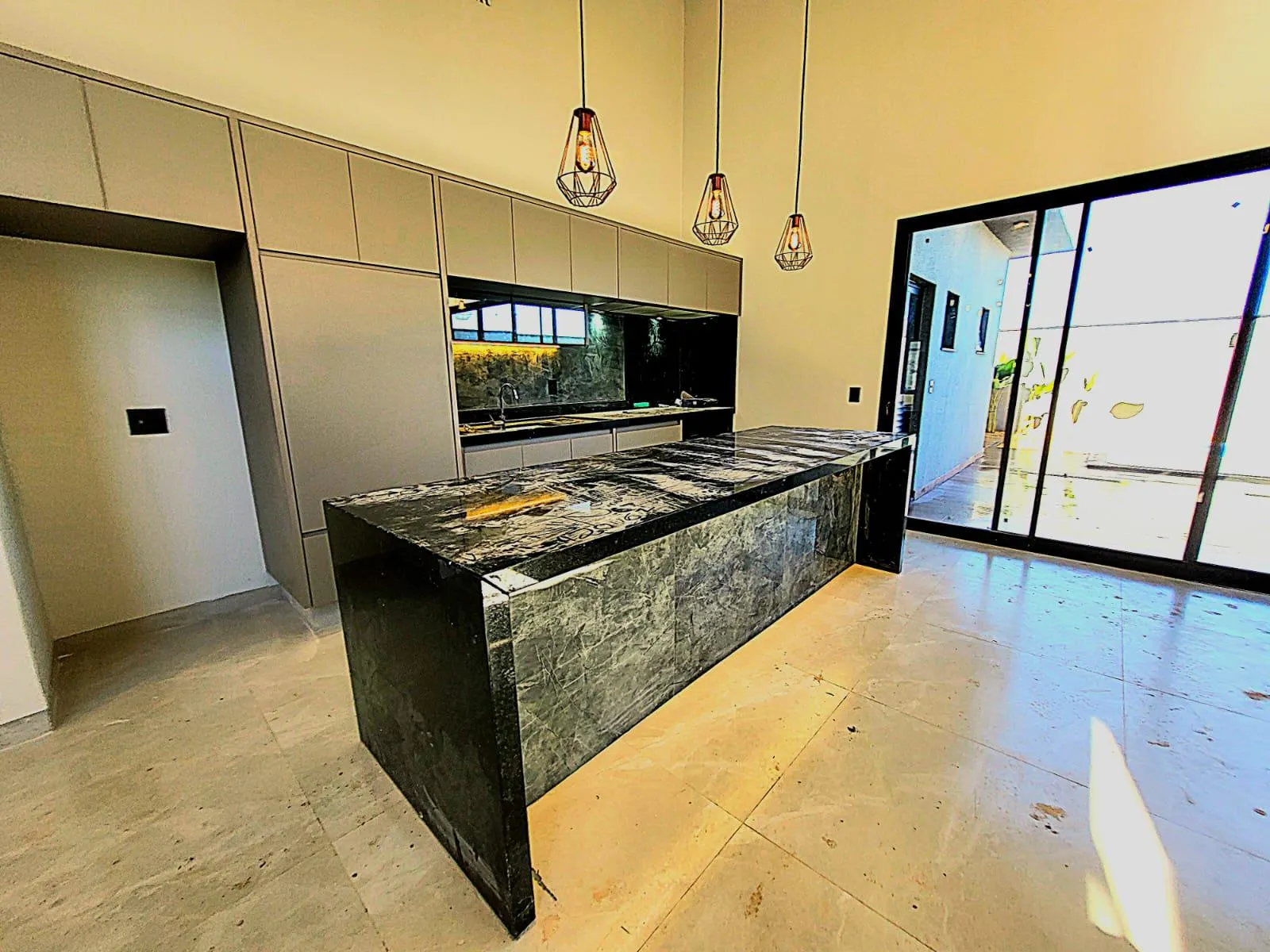 Casa de Condomínio com 3 quartos à venda, 300m² — foto 23 de 23