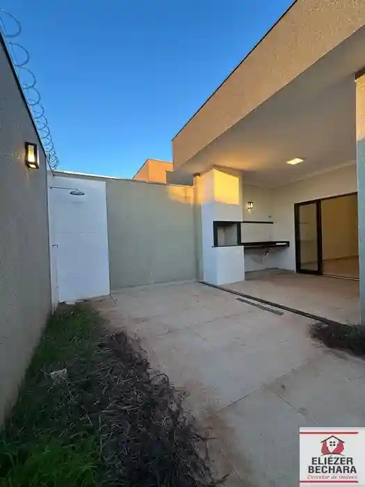 Casa com 2 quartos à venda, 110m² — foto 2 de 23