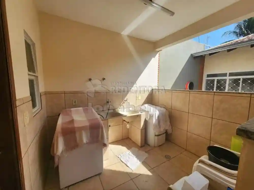 Casa de Vila com 3 quartos à venda, 220m² — foto 9 de 16