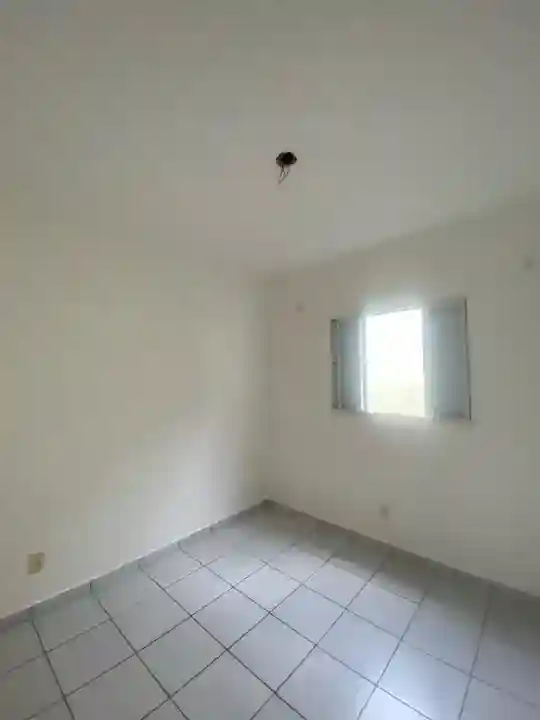 Casa de Condomínio com 3 quartos para aluguel, 120m² — foto 5 de 11