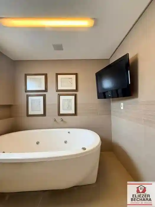 Apartamento com 3 quartos à venda, 230m² — foto 32 de 37