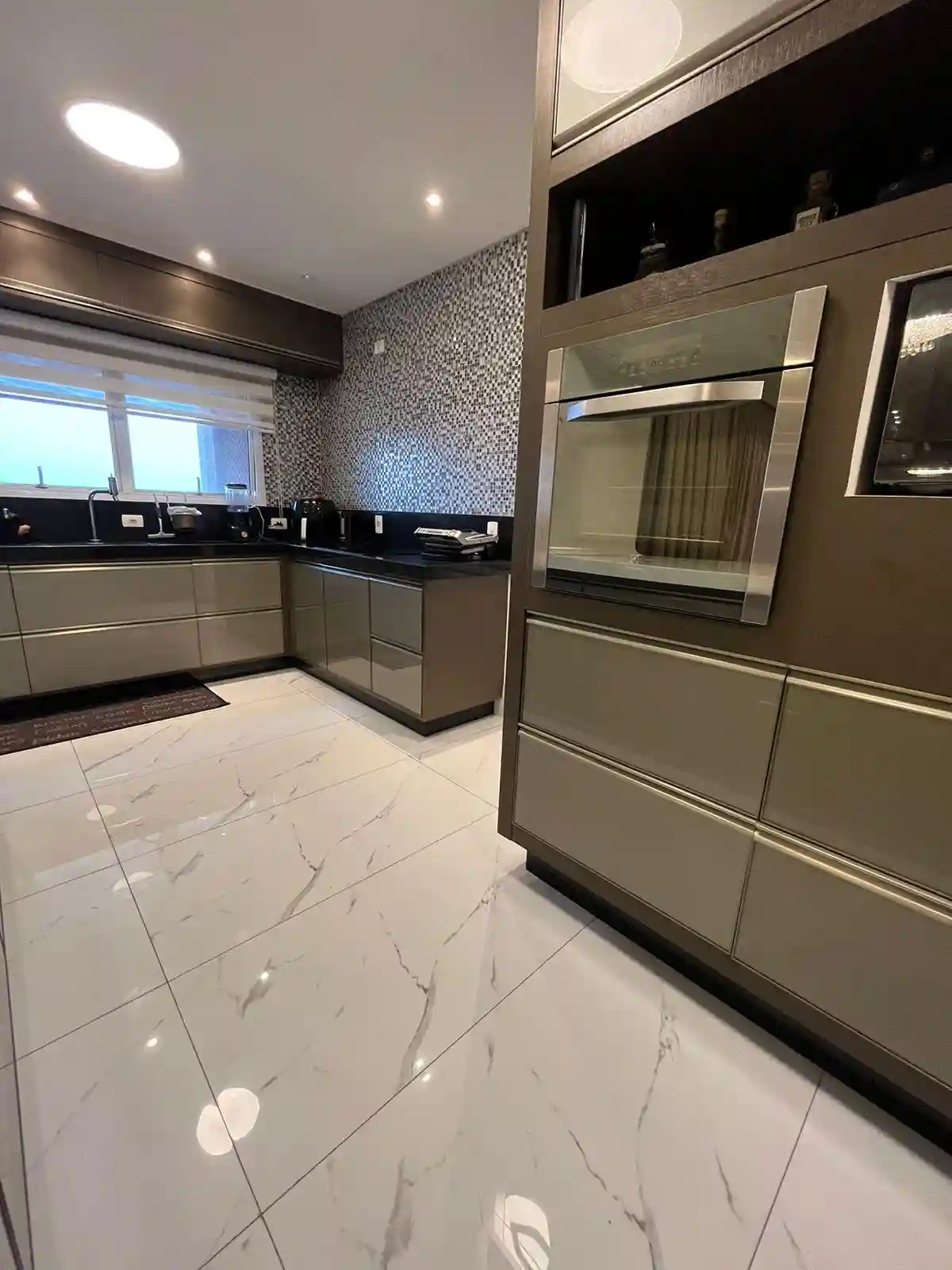 Apartamento com 4 quartos à venda, 174m² — foto 9 de 19