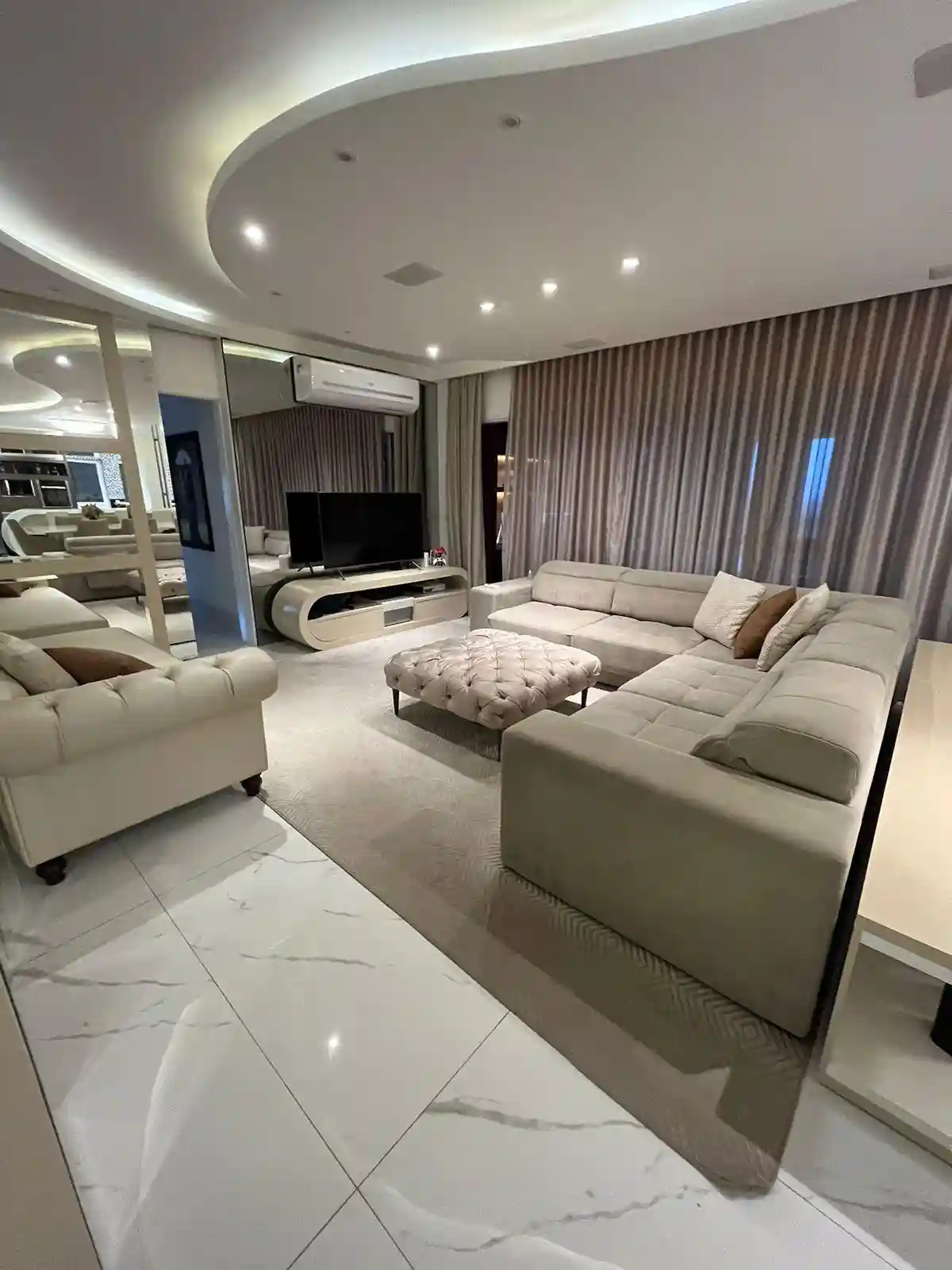 Apartamento com 4 quartos à venda, 174m² — foto 3 de 19