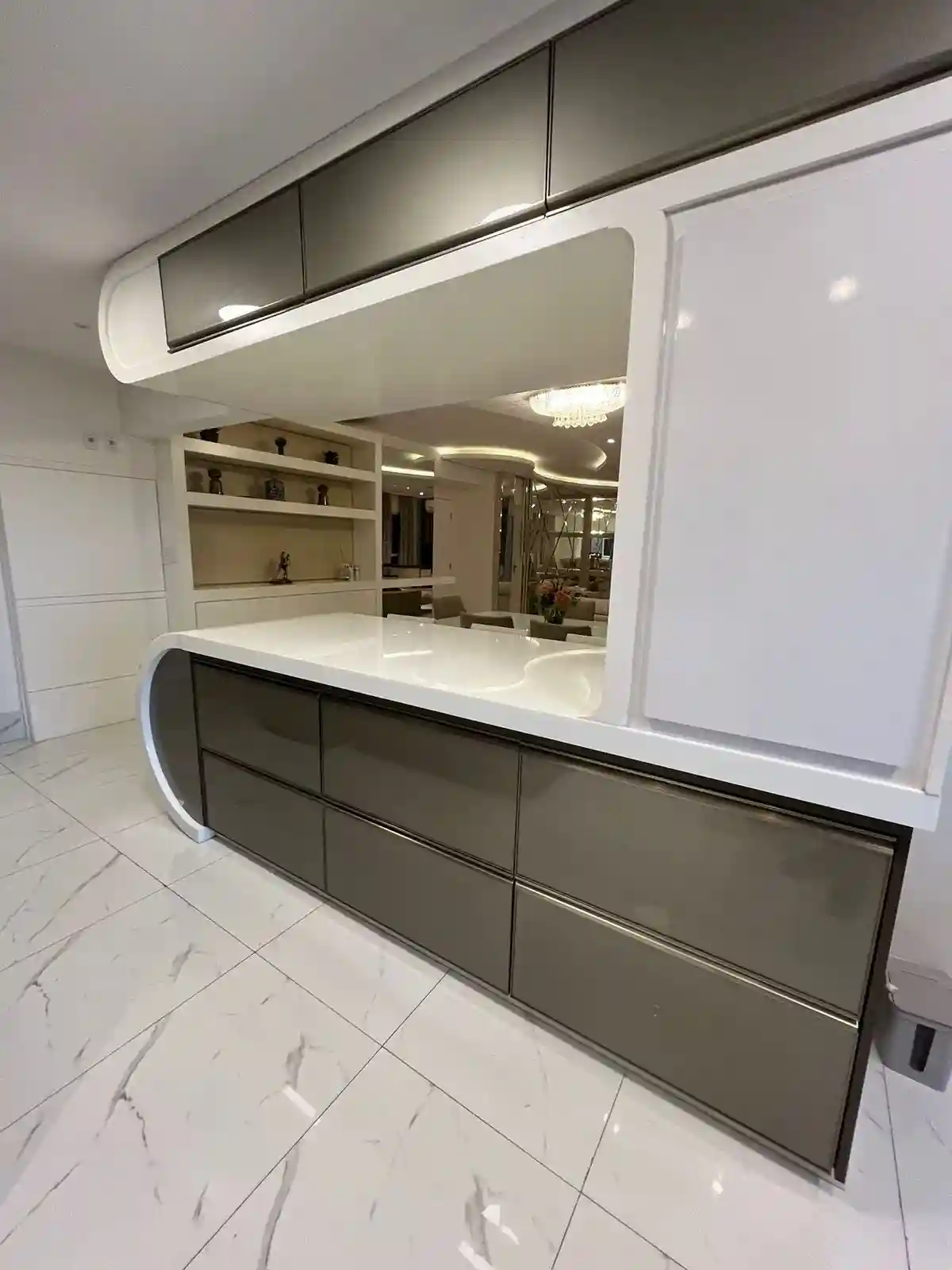 Apartamento com 4 quartos à venda, 174m² — foto 4 de 19