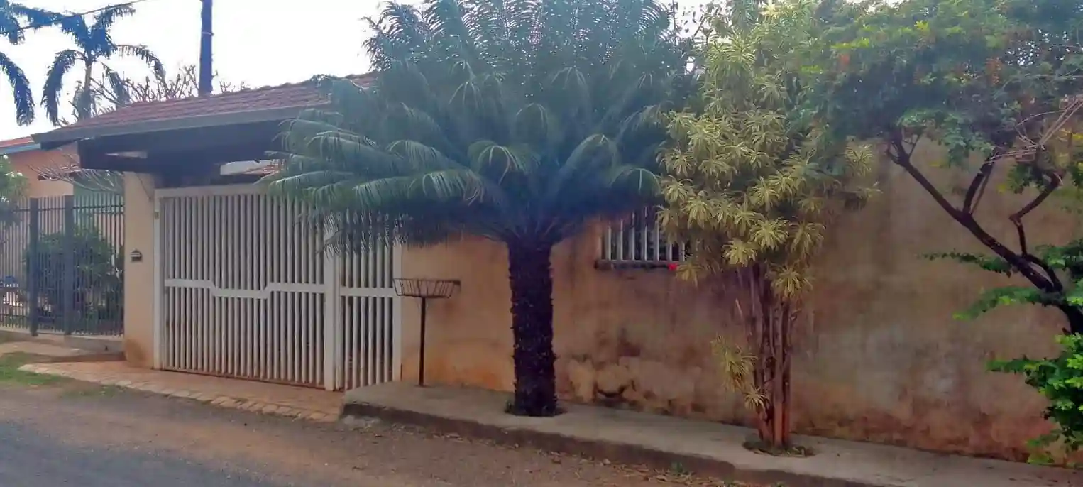 Fazenda / Sítio / Chácara com 4 quartos à venda, 1000m² — foto 1 de 15