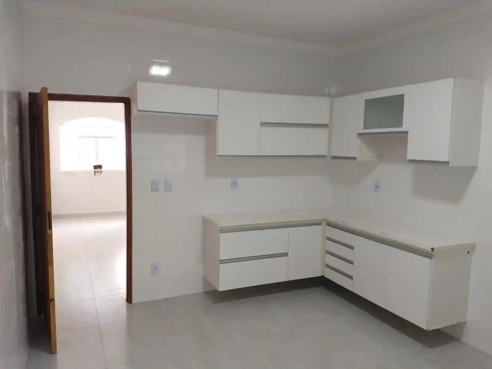 Casa com 3 quartos à venda, 360m² — foto 3 de 20
