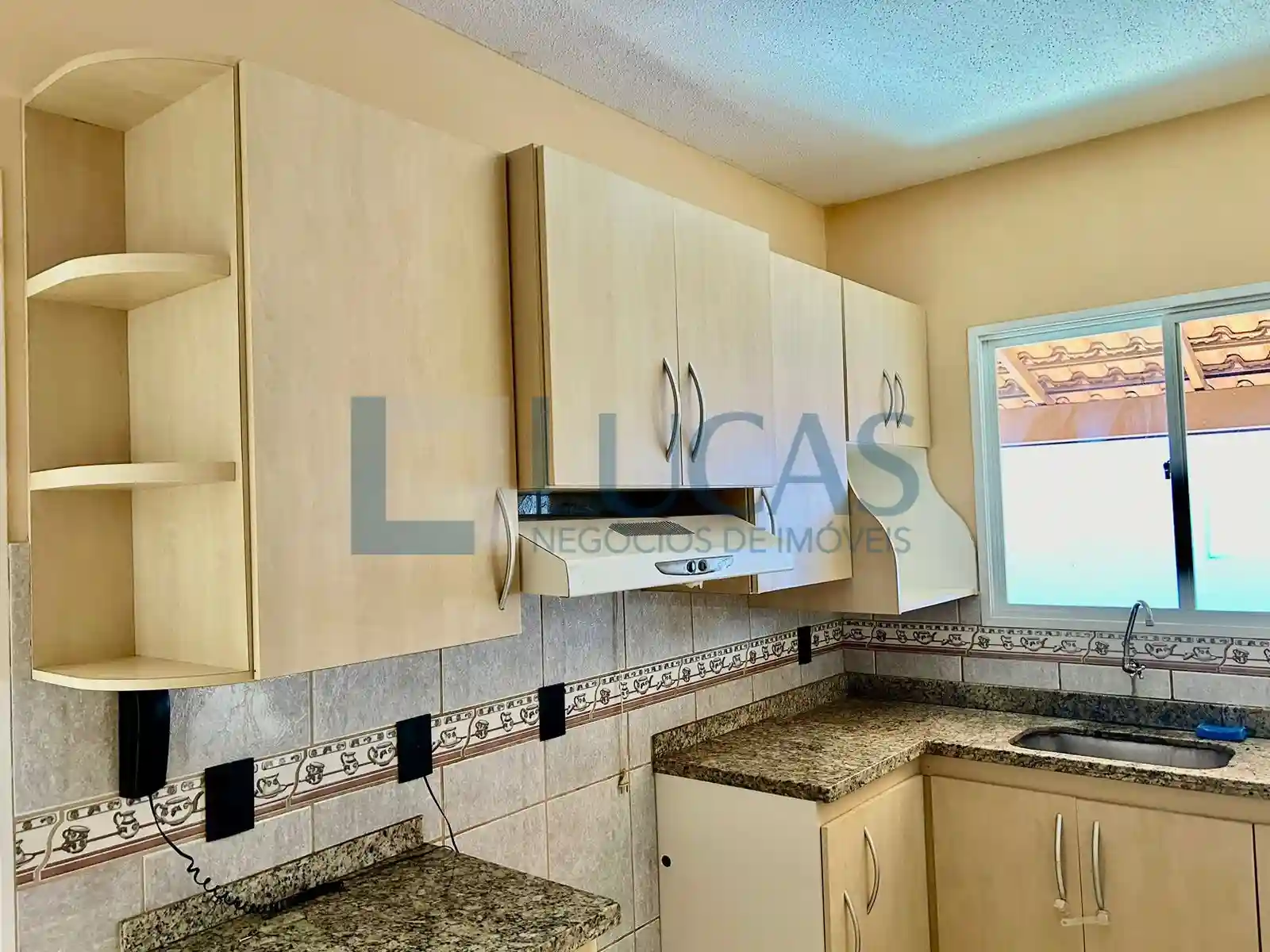 Casa de Condomínio com 3 quartos à venda, 130m² — foto 6 de 19