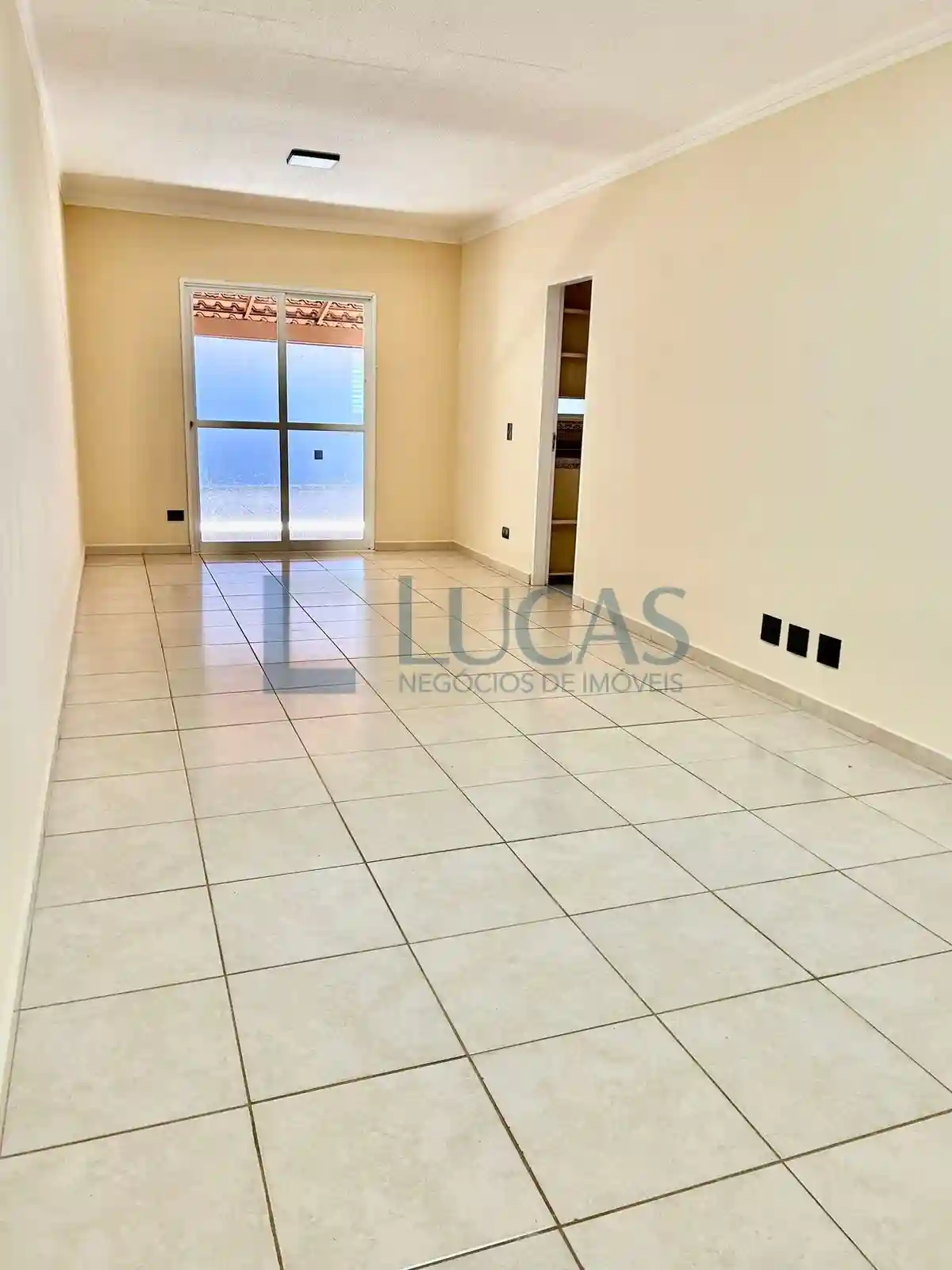 Casa de Condomínio com 3 quartos à venda, 130m² — foto 4 de 19