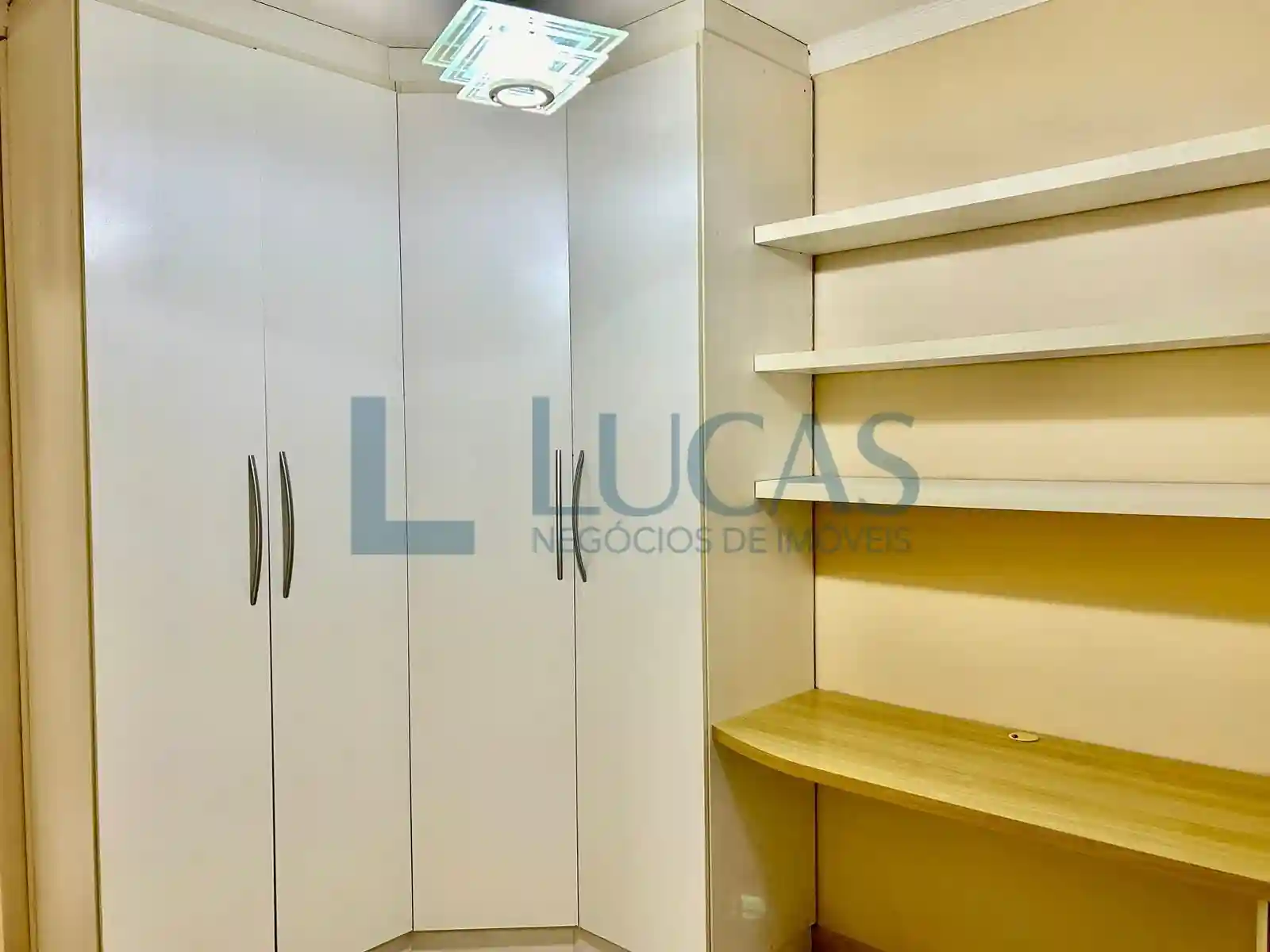 Casa de Condomínio com 3 quartos à venda, 130m² — foto 8 de 19